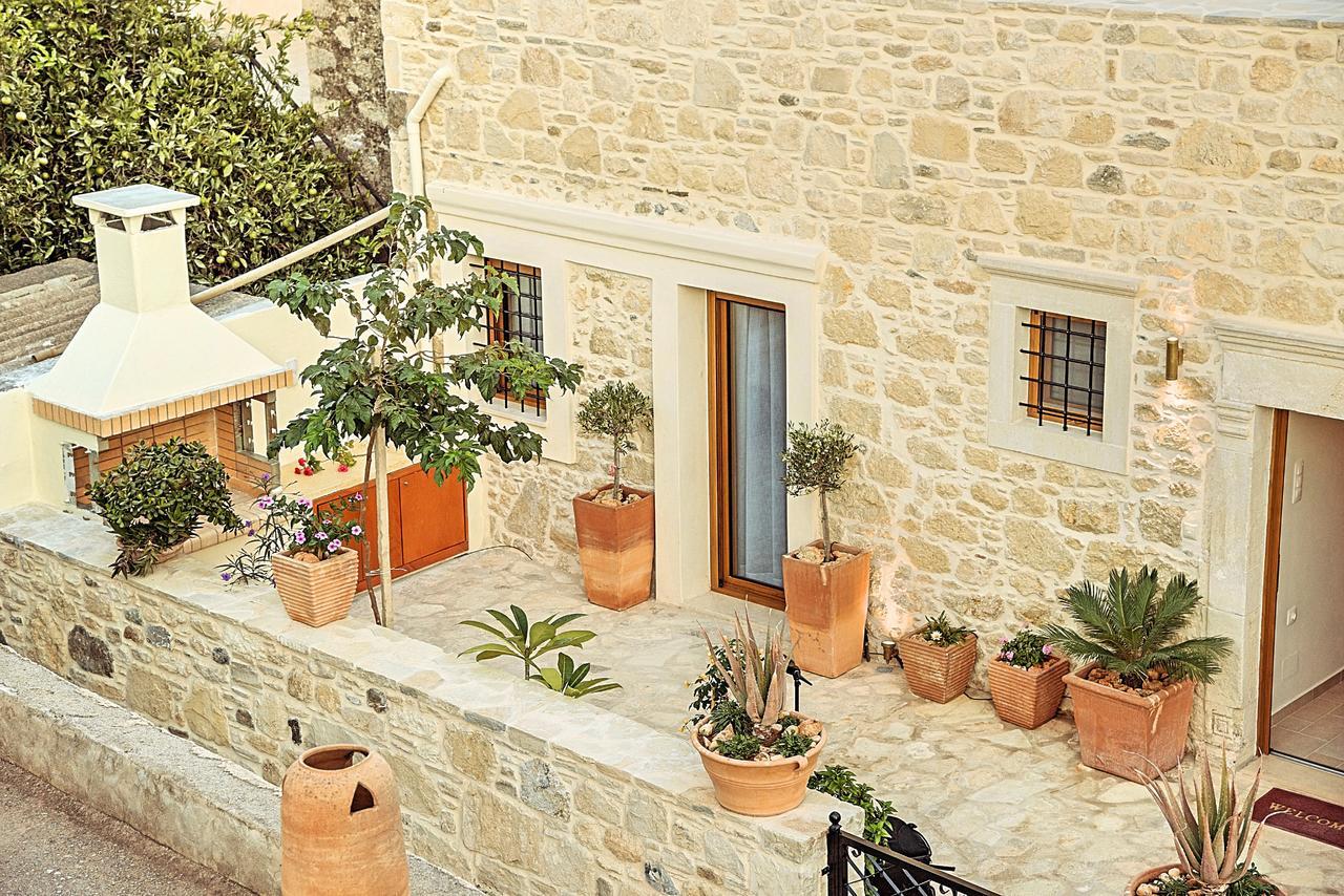 Kapela Villa *